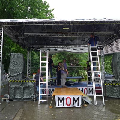 MOM – Bild 2