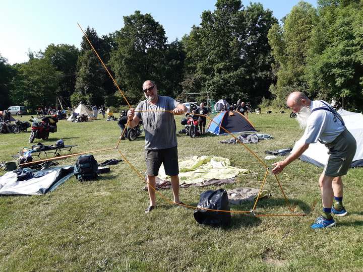 Schwaben versus Zeltstangen