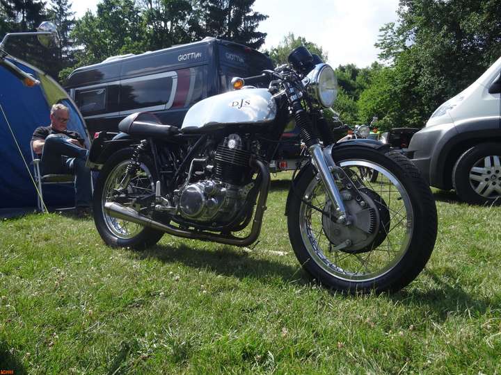 SR500