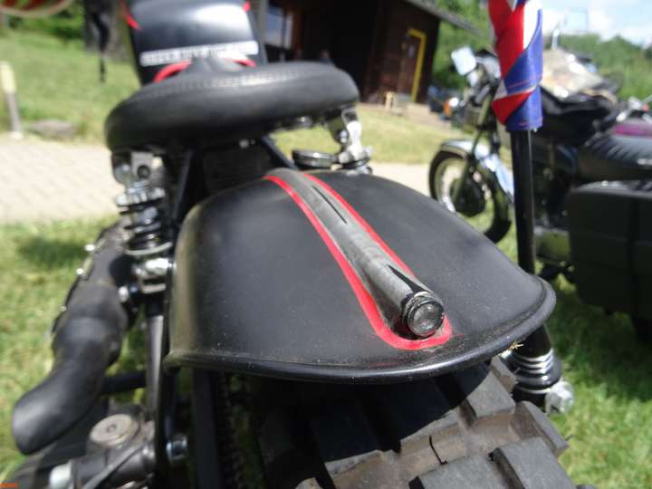 BSA SR500